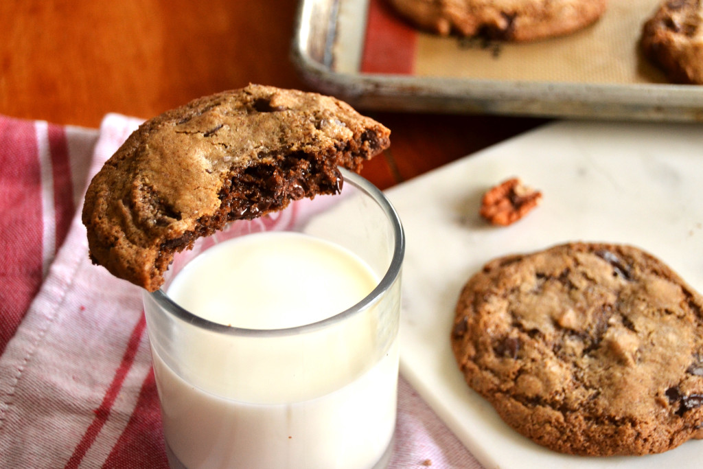 pecan cookies and milk