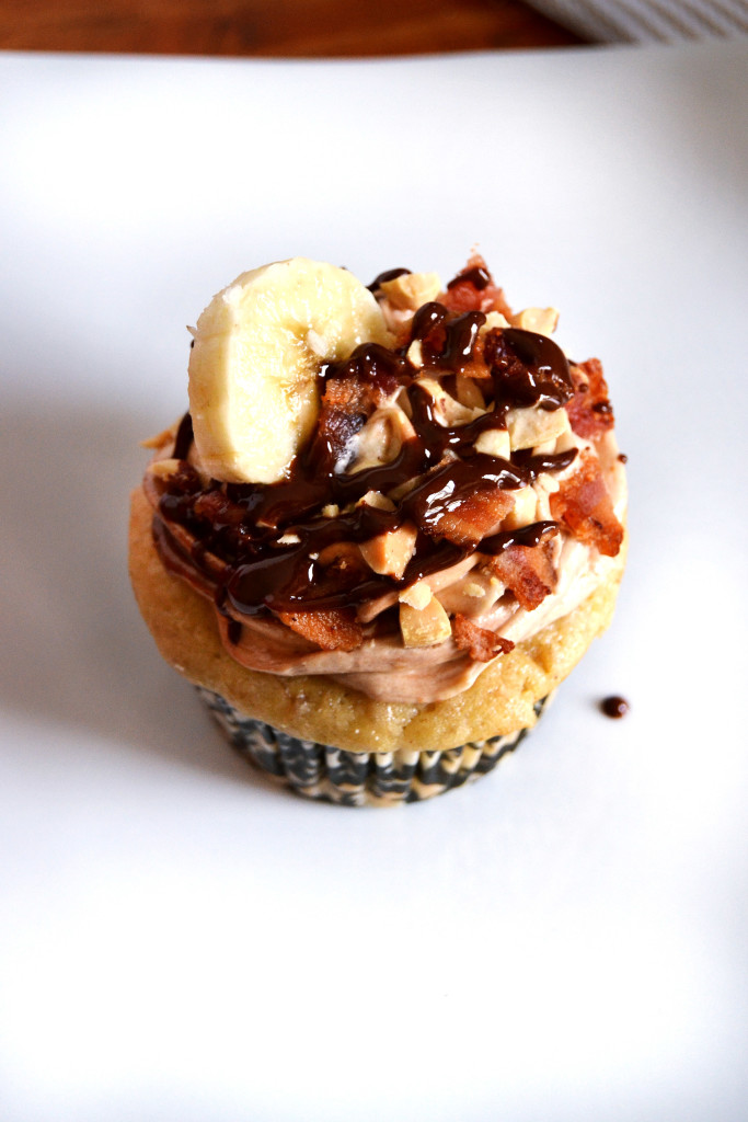 elvis cupcake