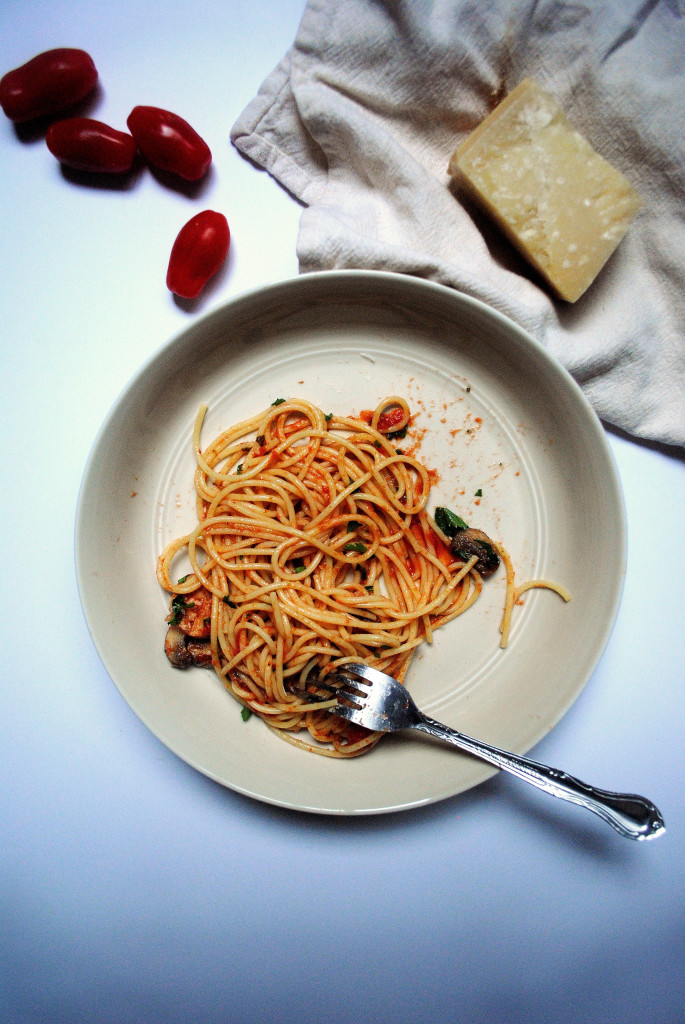 Tomato Sauce Plate