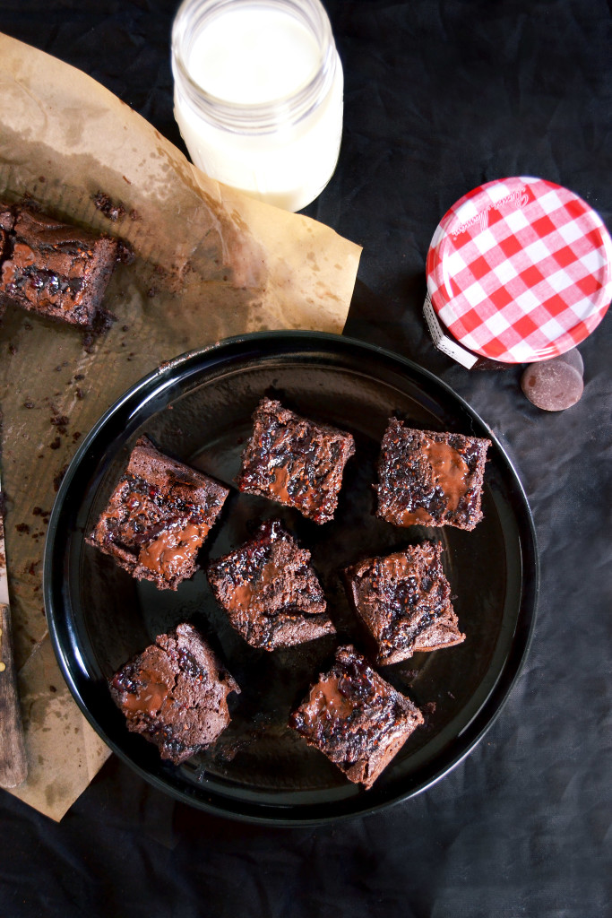 exra fudgy raz brownies