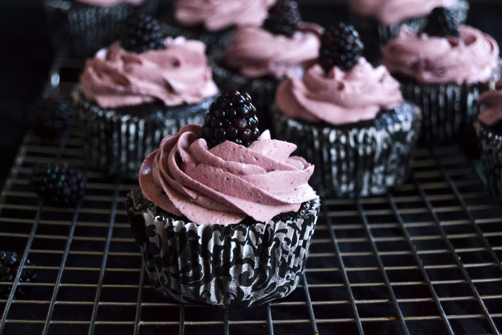 chocolate blackberry cupcake