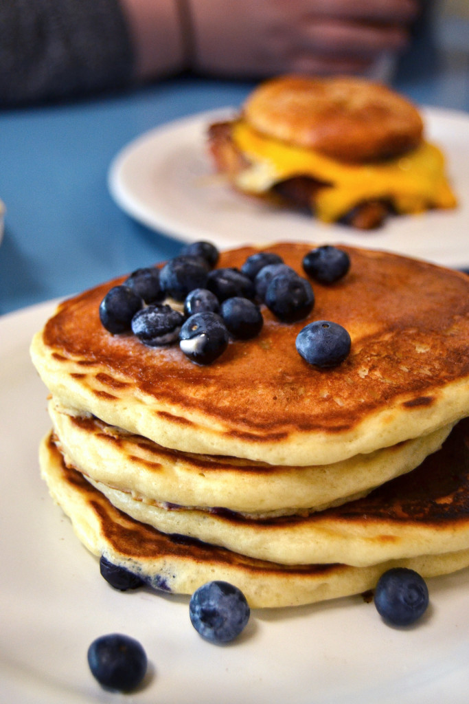 dutch's blueberry pancakes