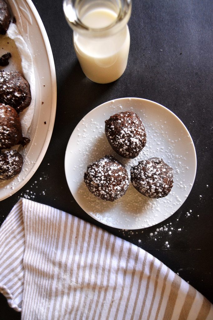 chocolate vegan doughnuts