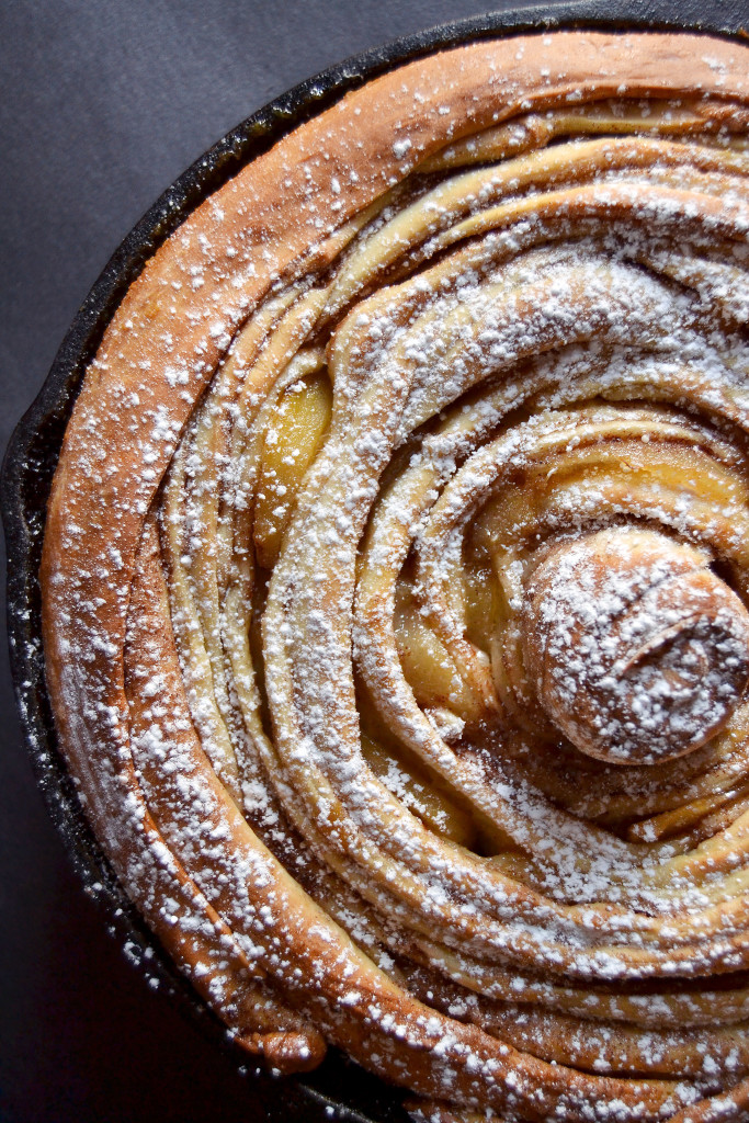 Caramelized Pear Cinnamon Roll