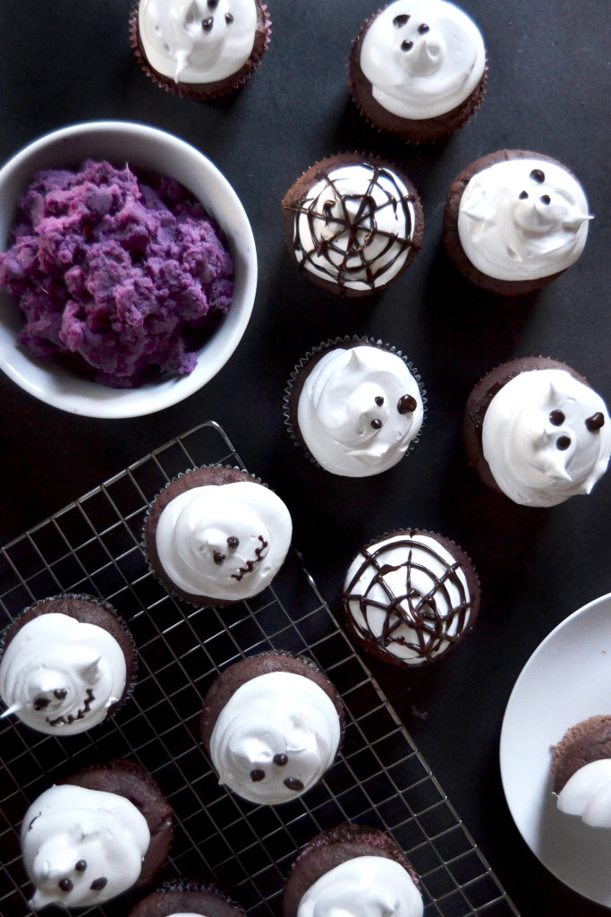 halloween-ghost-cupcakes