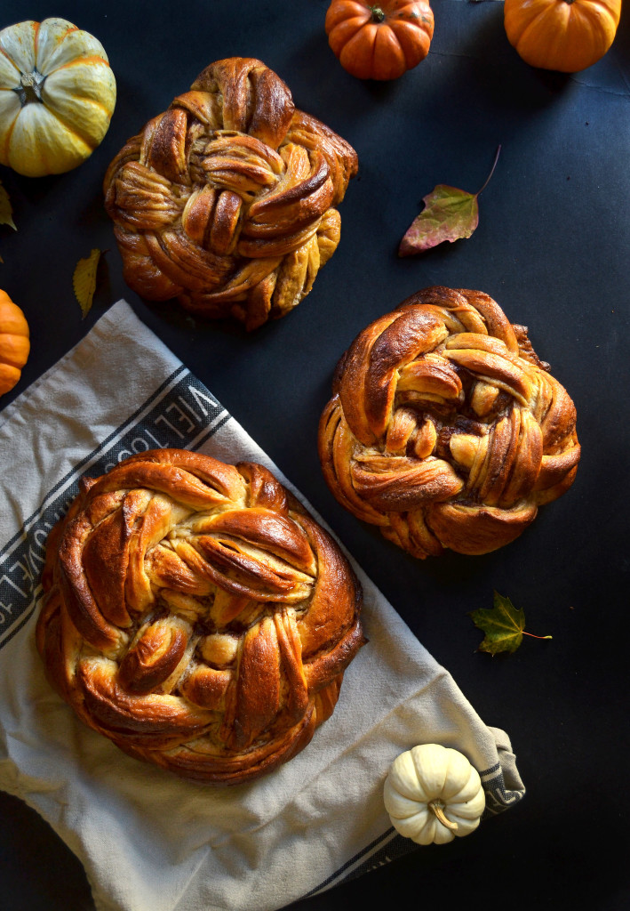 Brown Butter and Cinnamon Round Shaped Sweet Potato Challah Bread Loaves | yinandyolk.com