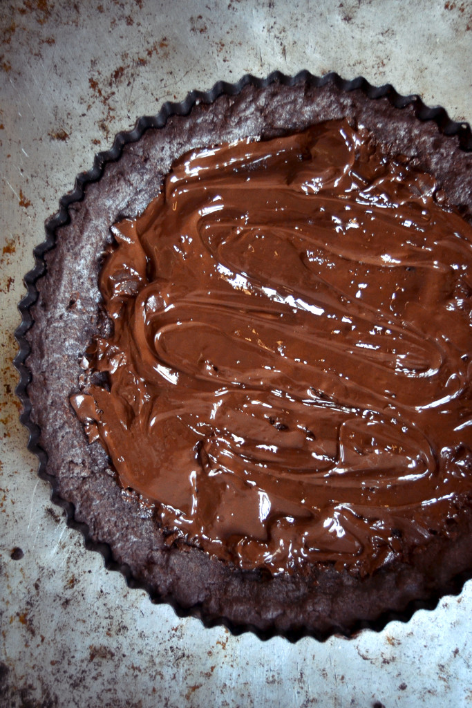 melted-chocolate-tart-base