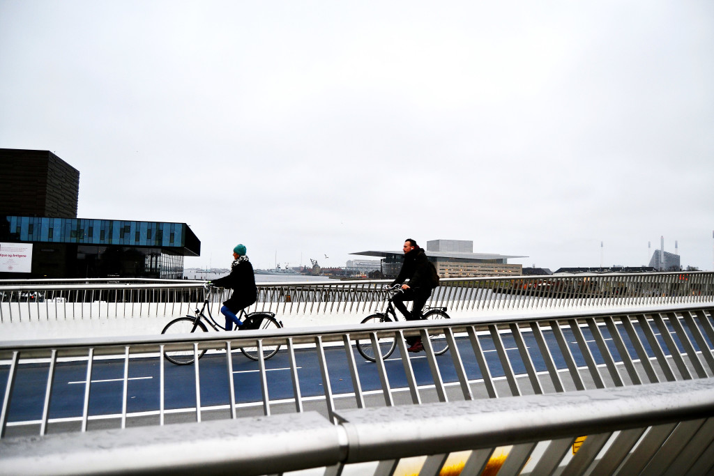 bike-bridges-copenhagen