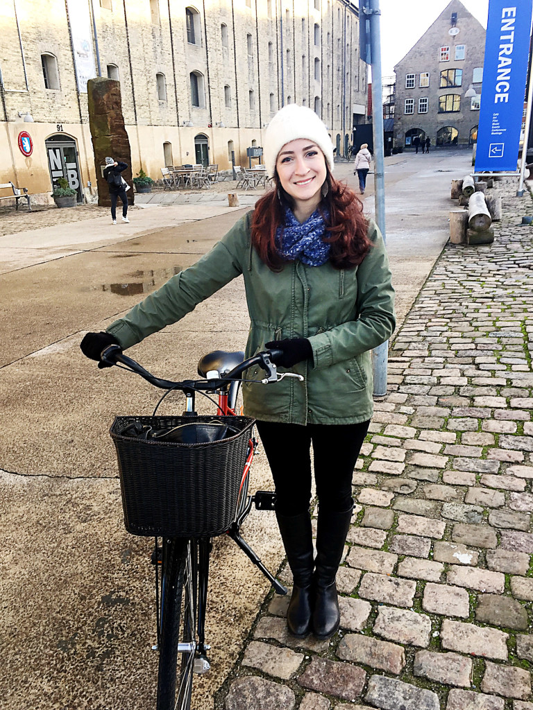 leili-biking-copenhagen