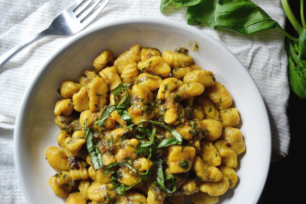 Butternut-Squash-Cavatelli-with-Basil-Caramelized-Onion-Pesto